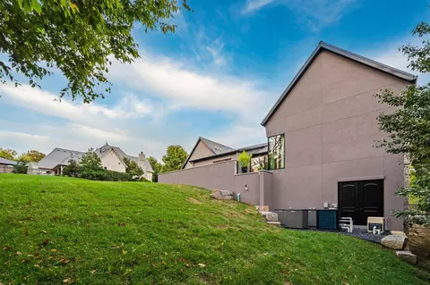 Exterior - 5705 S Castlebay Dr, Springfield, MO 65809 photo 8 of 25