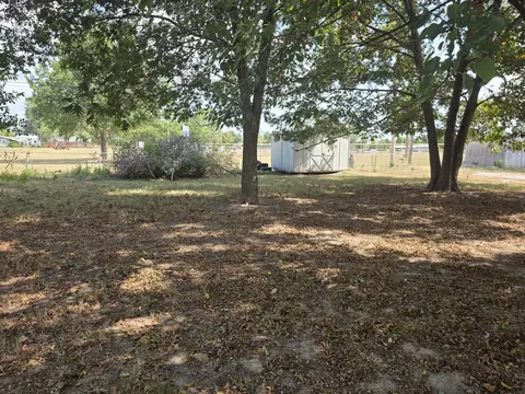 Exterior - 515 S Beverly St, Billings, MO 65610 photo 3 of 8