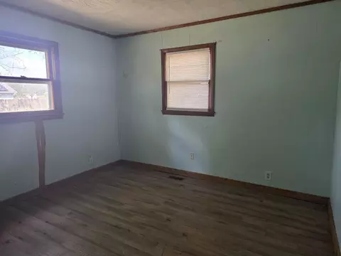 Bedroom - 515 S Beverly St, Billings, MO 65610 photo 1 of 4