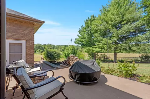 Exterior - 307 S 38th St, Nixa, MO 65714 photo 6 of 13