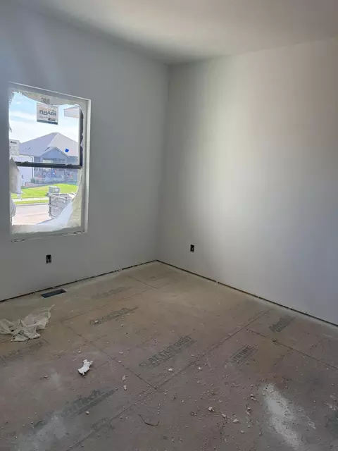 Bedroom - 2505 W Webb Rd, Ozark, MO 65721 photo 4 of 4