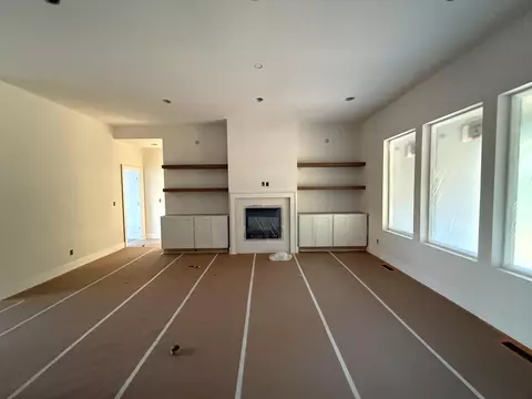 Living - 1795 W Gaslight Dr, Springfield, MO 65810 photo 2 of 2