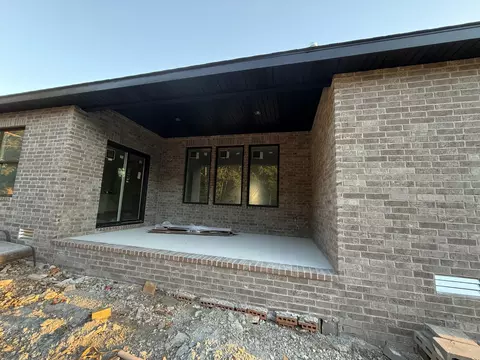Exterior - 1795 W Gaslight Dr, Springfield, MO 65810 photo 5 of 5