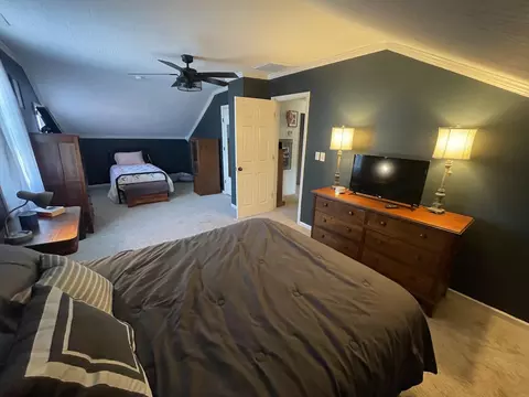 Bedroom - 305 E Church St, Ozark, MO 65721 photo 2 of 3