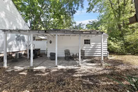 Exterior - 308 E Centennial Ave, Carthage, MO 64836 photo 3 of 5