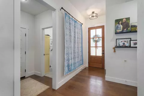 Entry Way - 1107 S Brooks Ave, Ozark, MO 65721 photo 1 of 3