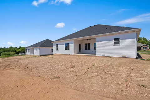Exterior - 148 E Kelce Ln, Republic, MO 65738 photo 6 of 8