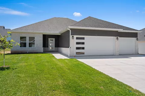 Exterior - 148 E Kelce Ln, Republic, MO 65738 photo 2 of 8