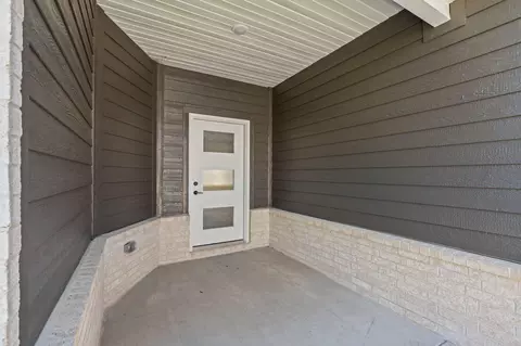 Exterior - 148 E Kelce Ln, Republic, MO 65738 photo 3 of 8