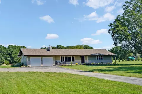 Exterior - 4967 E Farm Road 66, Springfield, MO 65803 photo 3 of 7