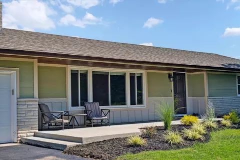 Exterior - 4967 E Farm Road 66, Springfield, MO 65803 photo 4 of 7