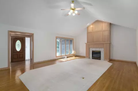 Living - 2705 E Shady Glen Dr, Springfield, MO 65804 photo 1 of 7