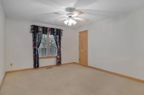 Bedroom - 2705 E Shady Glen Dr, Springfield, MO 65804 photo 1 of 3