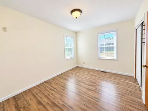 Bedroom - 821 Main St, Cabool, MO 65689 photo 2 of 4