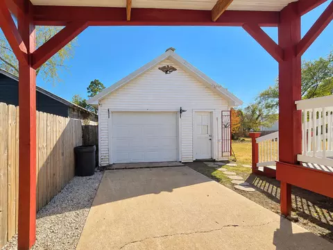 Other - 821 Main St, Cabool, MO 65689 photo 2 of 3