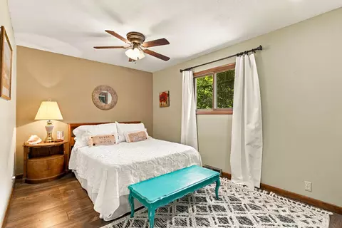 Bedroom - 500 Bluebird Ln, Shell Knob, MO 65747 photo 1 of 7