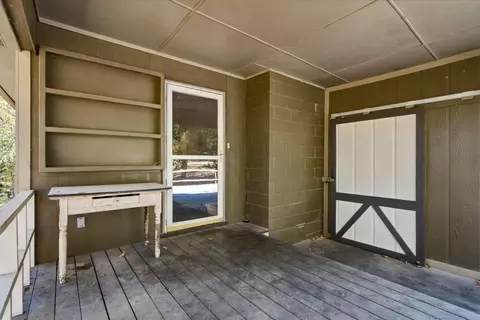 Exterior - 500 Bluebird Ln, Shell Knob, MO 65747 photo 2 of 11