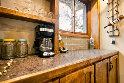 Kitchen - 500 Bluebird Ln, Shell Knob, MO 65747 photo 2 of 3