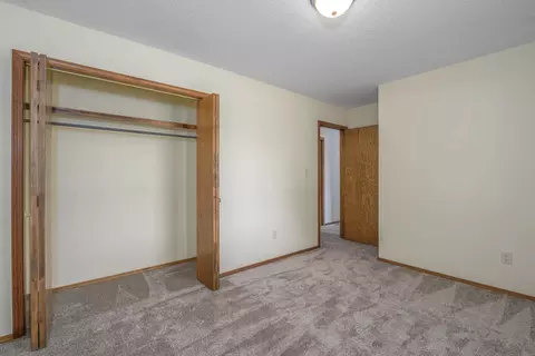 Bedroom - 1141 E Cambridge St, Springfield, MO 65807 photo 5 of 8