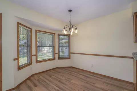 Dining - 1141 E Cambridge St, Springfield, MO 65807 photo 1 of 1