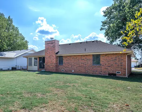 Other - 1141 E Cambridge St, Springfield, MO 65807 photo 4 of 5