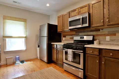 Kitchen - 648 S Peach Tree Ave, Springfield, MO 65802 photo 3 of 5