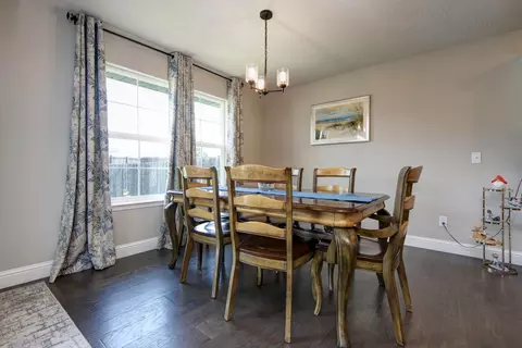 Dining - 813 E Brewer Ave, Nixa, MO 65714 photo 1 of 1