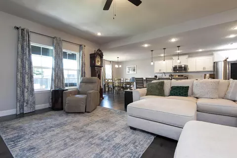 Living - 813 E Brewer Ave, Nixa, MO 65714 photo 1 of 3