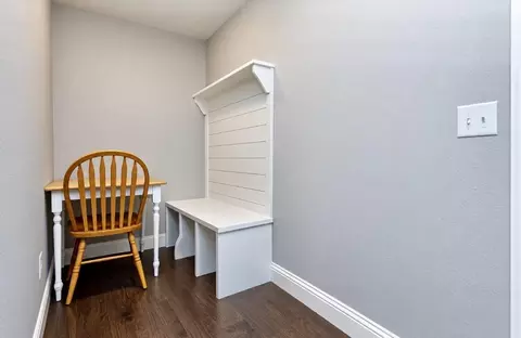 Entry Way - 813 E Brewer Ave, Nixa, MO 65714 photo 1 of 4