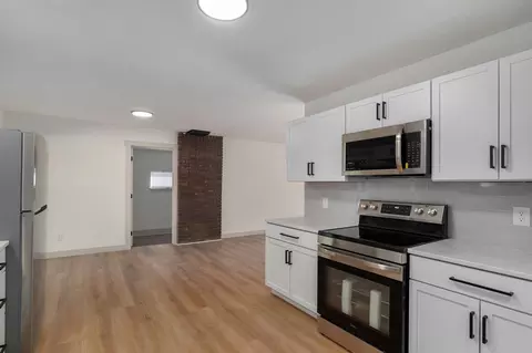 Kitchen - 1934 N Yates Ave, Springfield, MO 65803 photo 1 of 3