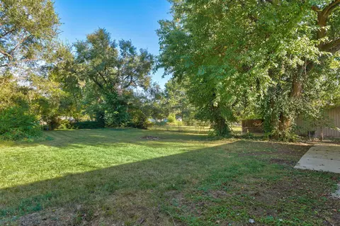 Exterior - 1934 N Yates Ave, Springfield, MO 65803 photo 4 of 8