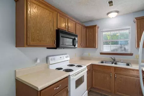 1121 S Colgate Ave, Springfield, MO 65802 photo 4