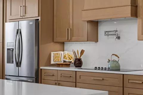 Kitchen - 5560 N Farm Rd 177, Springfield, MO 65803 photo 14 of 16