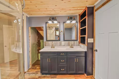 Bath - 3427 N Farm Road 71, Bois D Arc, MO 65612 photo 2 of 2