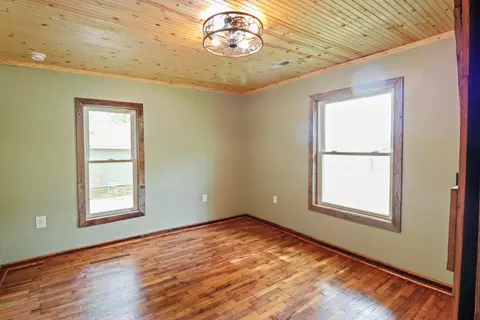 Bedroom - 3427 N Farm Road 71, Bois D Arc, MO 65612 photo 4 of 5