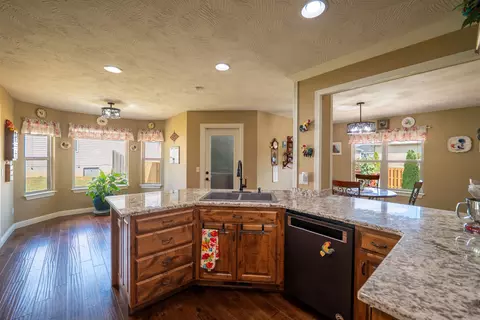 Kitchen - 3778 N Boonville Ave, Springfield, MO 65803 photo 1 of 3