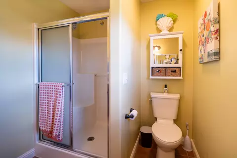 Bath - 3778 N Boonville Ave, Springfield, MO 65803 photo 4 of 4