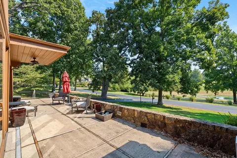 Exterior - 645 S Augusta Dr, Springfield, MO 65809 photo 8 of 12