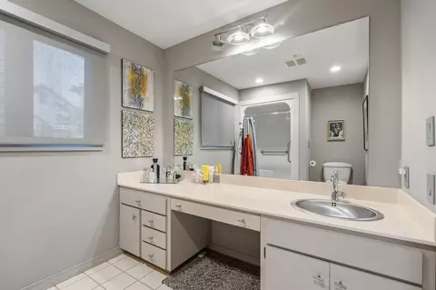 Bath - 645 S Augusta Dr, Springfield, MO 65809 photo 1 of 4
