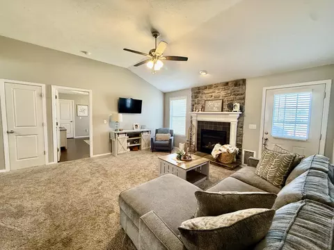 Living - 900 S Natalie Ave, Springfield, MO 65802 photo 2 of 2