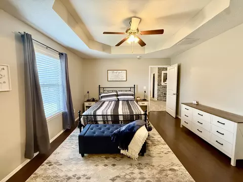 Bedroom - 900 S Natalie Ave, Springfield, MO 65802 photo 2 of 7