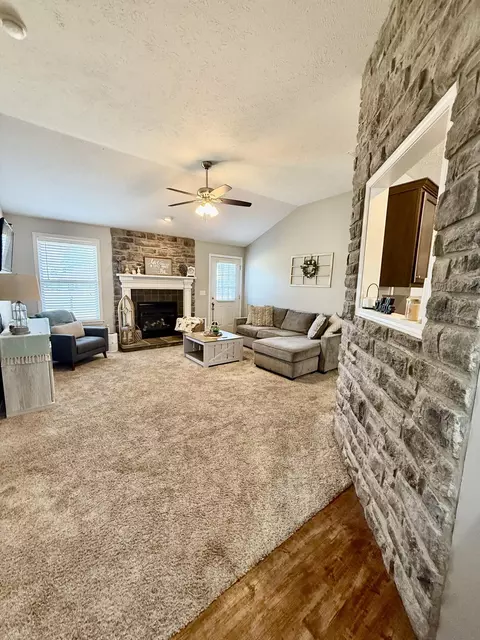 Other - 900 S Natalie Ave, Springfield, MO 65802 photo 2 of 9