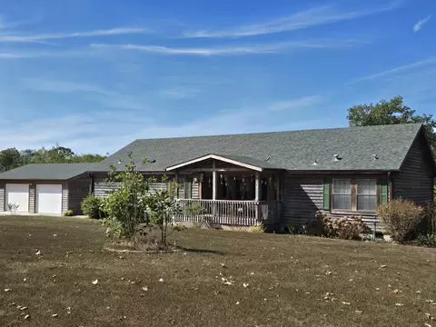 2283 E 360th Rd, Louisburg, MO 65685