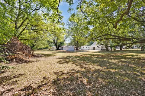 Exterior - 2753 W Nichols St, Springfield, MO 65803 photo 5 of 5