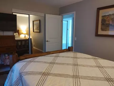 Bedroom - 40 Scenic Ct #3, Branson, MO 65616 photo 2 of 2