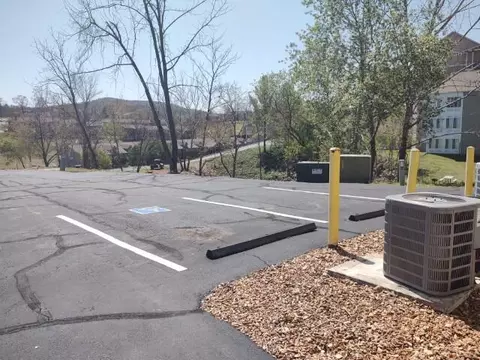 Exterior - 40 Scenic Ct #3, Branson, MO 65616 photo 3 of 4