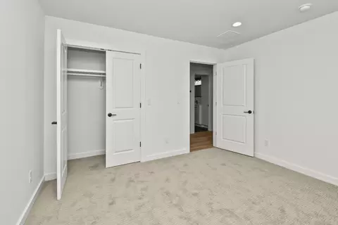 Bedroom - 3810 E Cherry St #32, Springfield, MO 65809 photo 8 of 10