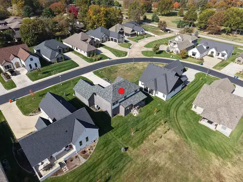 View/Area - 3810 E Cherry St #32, Springfield, MO 65809 photo 4 of 5