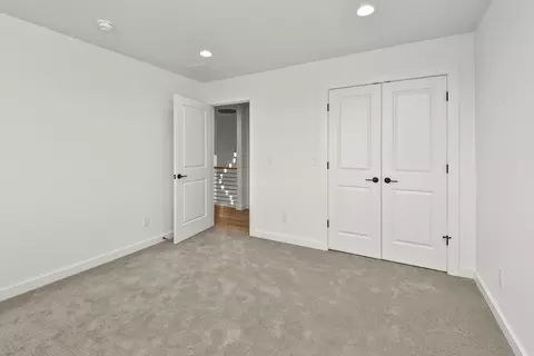 Bedroom - 3810 E Cherry St #32, Springfield, MO 65809 photo 6 of 10