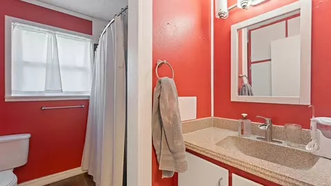 Bath - 103 Circle Dr, Anderson, MO 64831 photo 1 of 1